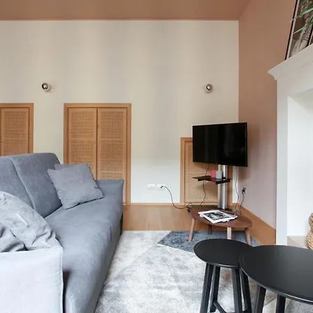 Apartamento Plum Guide - Colour Inversion *